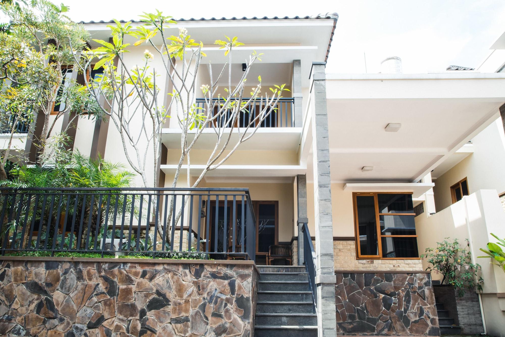 Kuldesak Villas Bandung Dış mekan fotoğraf